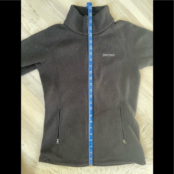 🚫SOLD🚫 <Marmot> Fitted ladies jacket size small. NWOT - Picture 8 of 9